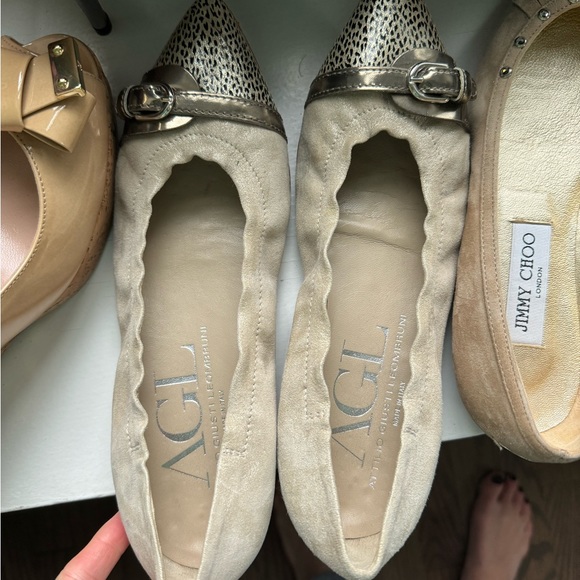 AGL FLATS - Picture 1 of 3